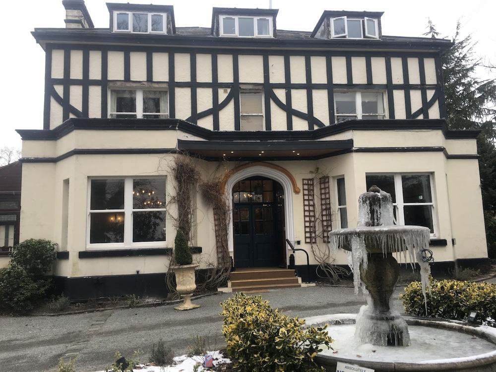 Childer Thornton Brook Hall Hotel מראה חיצוני תמונה