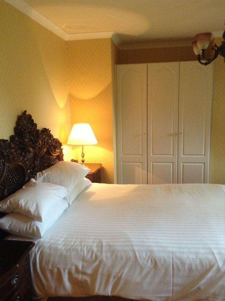 Childer Thornton Brook Hall Hotel מראה חיצוני תמונה