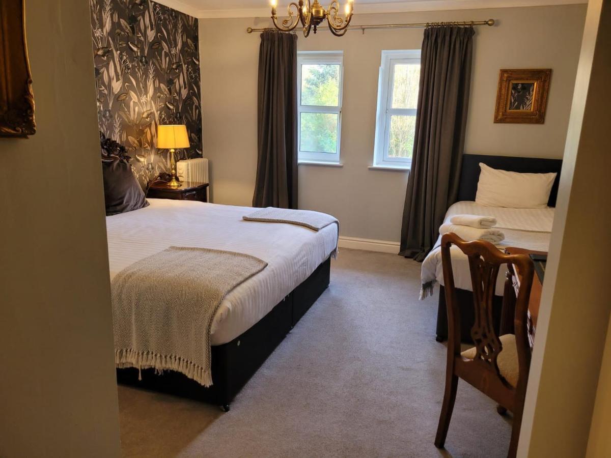 Childer Thornton Brook Hall Hotel מראה חיצוני תמונה