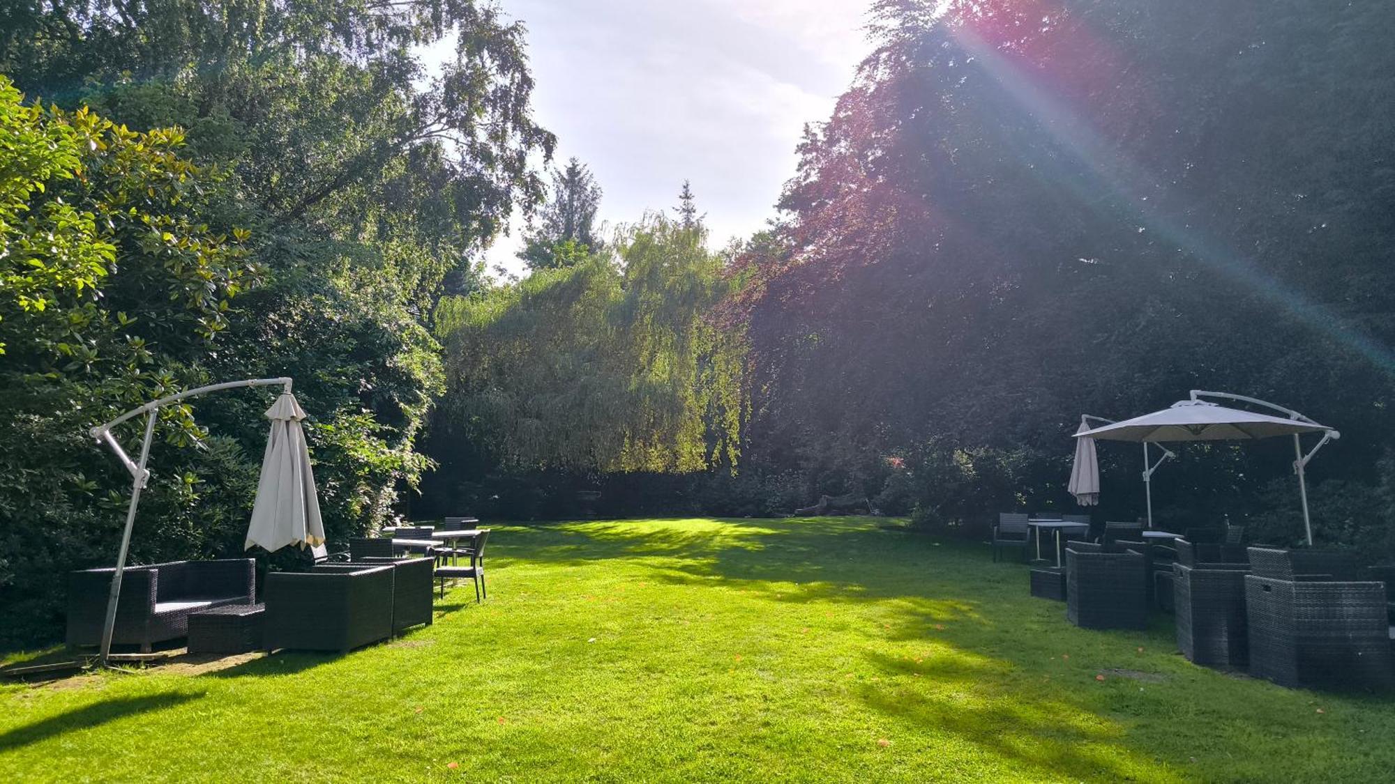 Childer Thornton Brook Hall Hotel מראה חיצוני תמונה