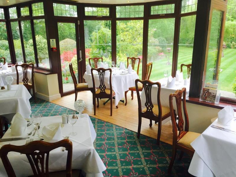 Childer Thornton Brook Hall Hotel מראה חיצוני תמונה